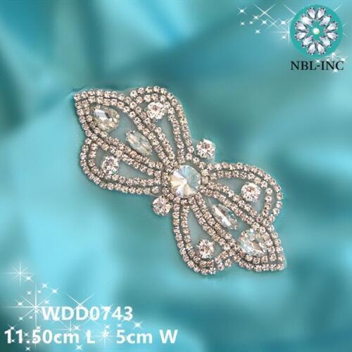 30PCS )Wholesale bridal hand beaded sewing crystal rhinestone applique patch iron on for dresses WDD0743