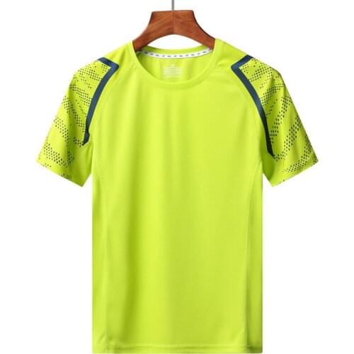 Short-sleeved Mens Summer Ice Silk Mens T-shirt Quick-drying Clothes Trendy Sports T-shirt Plus Fat Fat Breathable Half Sleeve