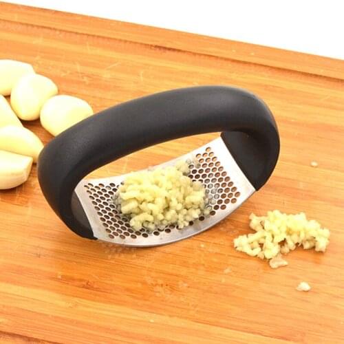 Creative Ginger Juice Garlic Triturator Multi-Function Kitchen Gadget Stainless Steel Garlic Press Household Manual Garlic Press
