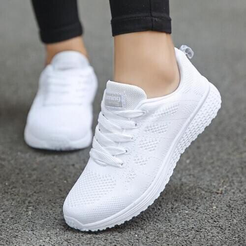 Women Casual Shoes Fashion Breathable Walking Mesh Flat Shoes Woman White Sneakers Women 2020 Tennis Feminino Gym Shoes Sport
