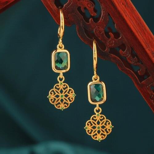 NEW vintage green crystal Delicate decorative earrings in Chinese style Retro earrings for women gift ethnic Jewelry
