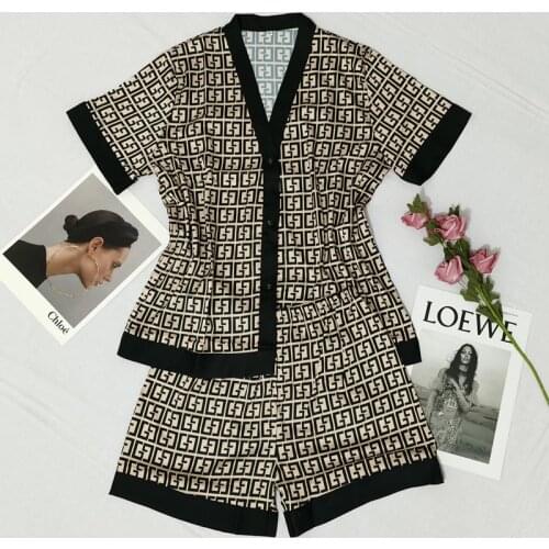 Spring Summer Pajamas XXL Overall Print Women Silk Like Pajama Set Soft Satin Sleepwear Homewear Sexy V-Neck Pijama Home Suit