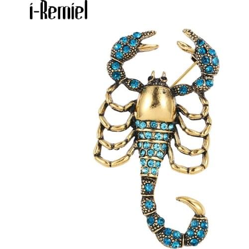 Korean Fashion Scorpion Brooches with Rhinestone Gold Alloy Brooch Pin Vintage Crystal Coat Pins for Women Clothing Accessories