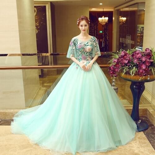 100%real light green flower embroidery beading ball gown Medieval Renaissance queen Dress Victoria dress /princess Belle Ball