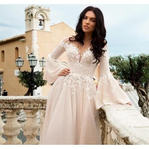 Fashion Illusion O-Neck Flare Sleeve Wedding Dresses with Appliques Light Champagne Court Train Tulle Bridal Gowns