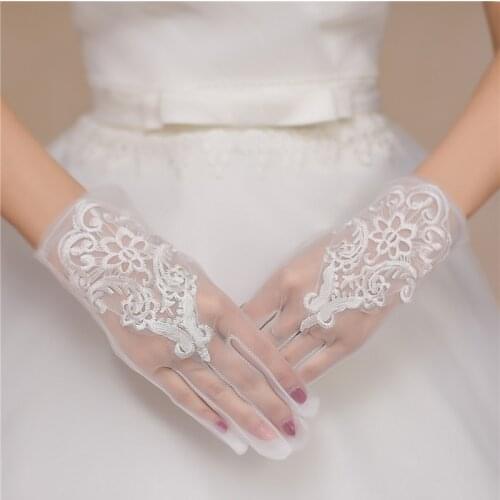 Lovely Female Etiquette Performance Flower Lace Tulle Sunscreen Gloves Short Women Princess Dress Dance Sun Gloves J36