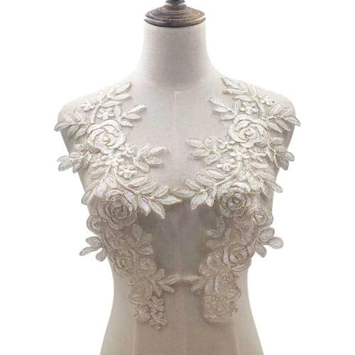 1Pair DIY Lace Embroidered Flower Neckline Collar Trim Clothes Sewing Applique