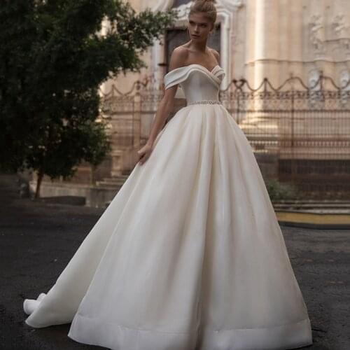 Eightree Vestido de Noiva Plus Size Wedding Dresses 2021 Bride Dress off Shoulder Ball Gown Wedding Gowns Buttons Romantic