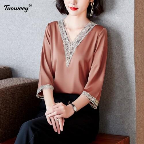 2021 Plus Size Womens v neck 3/4 SLEEVE Blouses shirts Summer style Tops New Floral Print Blouse Loose Print shirt Blusas