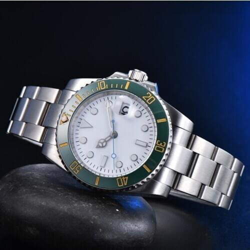 Luxury Aseptic White Surface Mens Automatic Mechanical Watch Watch Stainless Steel Color Green Ceramic Ring