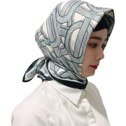 Silver gray letter D printed silk scarf Luxury Brand 90*90cm twill Satin square Vintage Neck Office Lady Hair Female Bandana