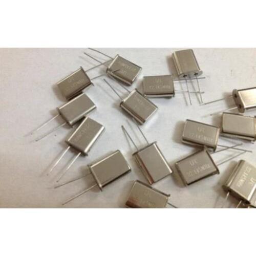 100M HC-49U -line passive c oscillator 100MHZ 100.000MHZ