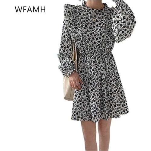 2021 Summer New Puff Sleeve Dress Womens Long Sleeve Round Neck Small Floral High Waist Thin A-line Skirt Trend Polyester Lanon