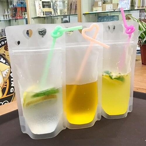 500ml New Design Plastic Frosted Drink Packaging Bag Pouch for Beverage Juice Milk Coffee, with Handle and Holes for Straw