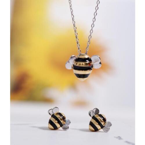 Hot Korean Fashion Cute Bee Clavicle Chain European And American Fashion Animal Jewelry Silver Female Nacklace Earrings