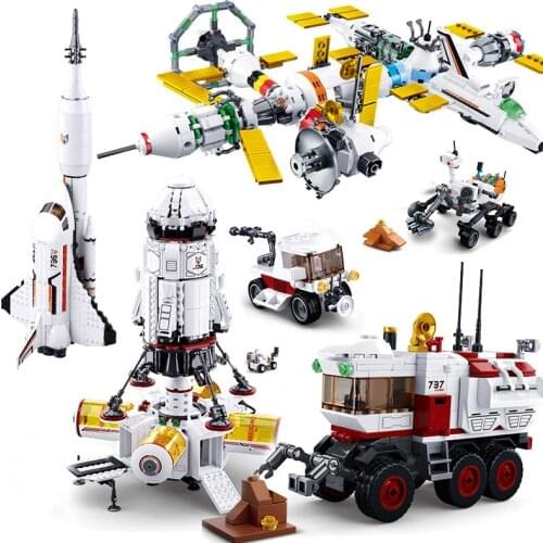 Space Station Rocket Lunar Lander Spaceship Space Shuttle Ship Figures Model Building Blocks Bricks Toy for Children Gift