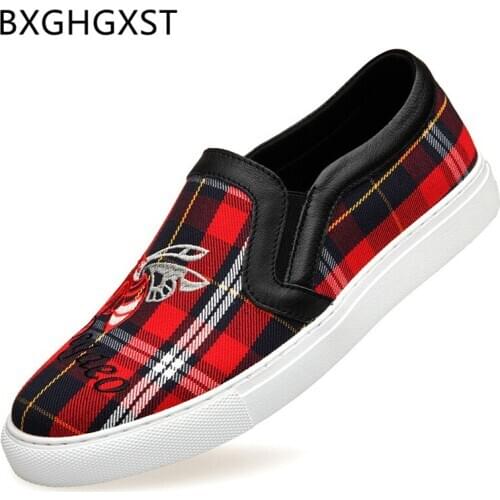 Loafers Men Casual Shoes Coiffeur Brand Designer Shoes Men Summer Fashion Red Canvas Shoes Men 2020 Slip on Zapatillas Hombre