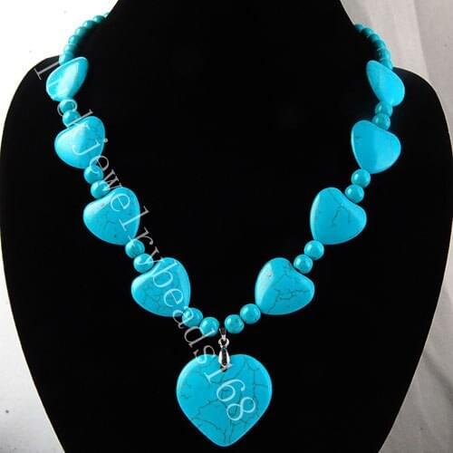 W58718 Chokers On The Neck