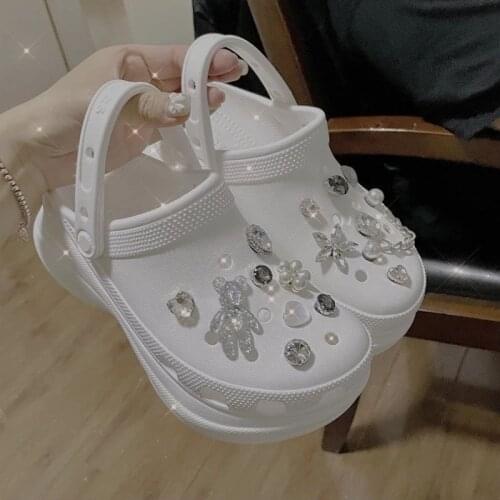 2021 New DIY Croc Charms Designer Fashion Handmade Cute Garden Shoe Decorations Crystal Bear Adult Children Clogs Shoe Buckle