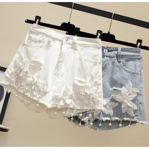 Summer Women White Denim Shorts New Embroidered Hole Vintage High Waist Jeans Wide Leg Pants Plus Size 5XL Cowgirl Shorts AH200