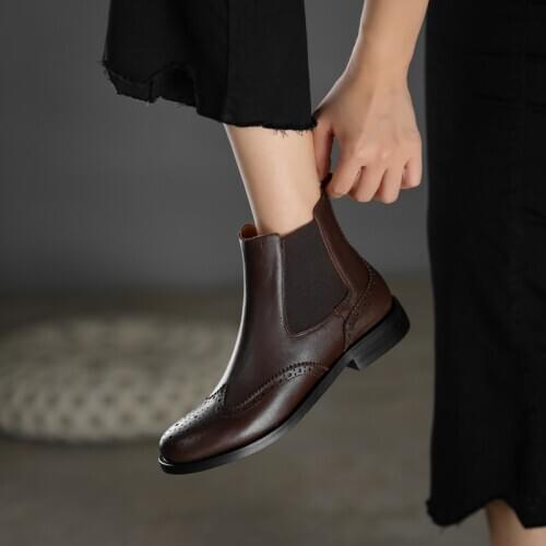 Hot Chelsea Boots Women Natural Genuine Leather Thick Heels Ankle Boots Winter Autumn Round Toe Brogue Shoes Ladies Handmade