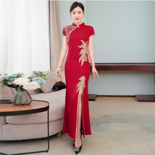 Traditional Chinese Cheongsam Vintage Women dress Embroidery Show