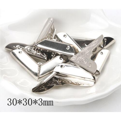 Metal Corners For Books Scrapbooking Photo Albums Menus Corner Protectors Metal Crafts DIY Ornament 30x30x3mm 20pcs