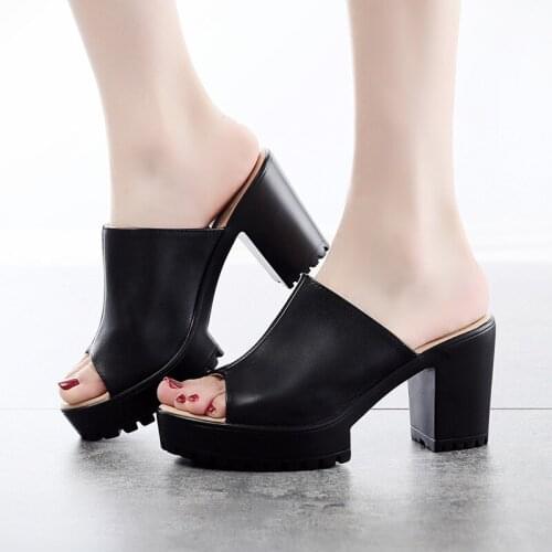 Anti-skid platform thick heel women slippers outside solid women sandals creepers open toe slip on beach slides 34-43 size shoes