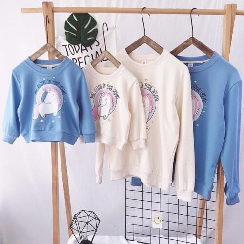 Family Matching Unicorn Clothes Papa Mama Dad Baby Kids Autumn Shirts Christmas Sweaters Mom Son Outfits Mother Daughter Pajamas