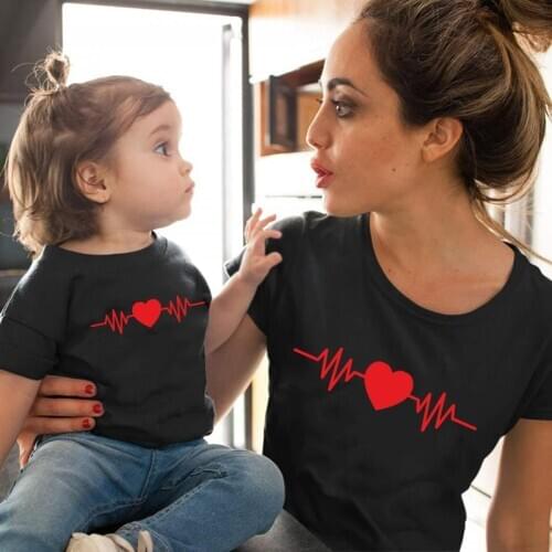 Cute Family Look Matching Clothes Mommy And Me Tshirt Mother Daughter Son Outfits Women Mom T-shirt Baby Girl T Shirt