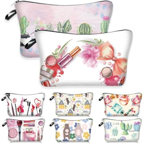 Makeup Bag Women Printed Toiletry Pouch Waterproof Lipsticks Tissues Mirrors Cosmetic Bag with Cactus Animal Flower Patterns