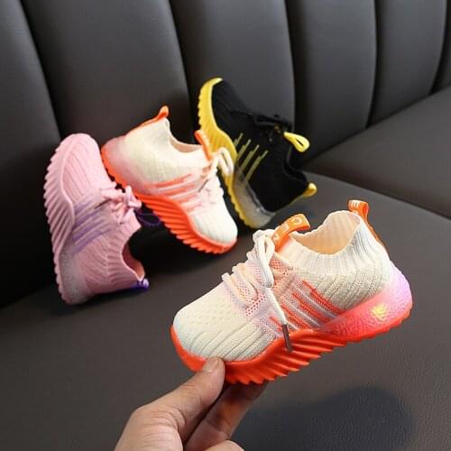 2020 spring new childrens shoes childrens breathable mesh sports shoes boys flying woven mesh shoes girls lighted baby shoes