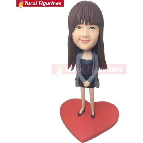Fully Customer Design Bobble Head Clay Figurines Based on Customers' Photos Using As Wedding or Birthday Cake Topper, Gifts, Dec