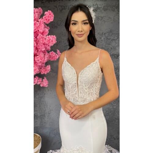 Womens Off White Strapped Lace Fish Gown With Pearl Button Bridal Dress Wedding Dress Model 2021 Bridesmaid Dresses