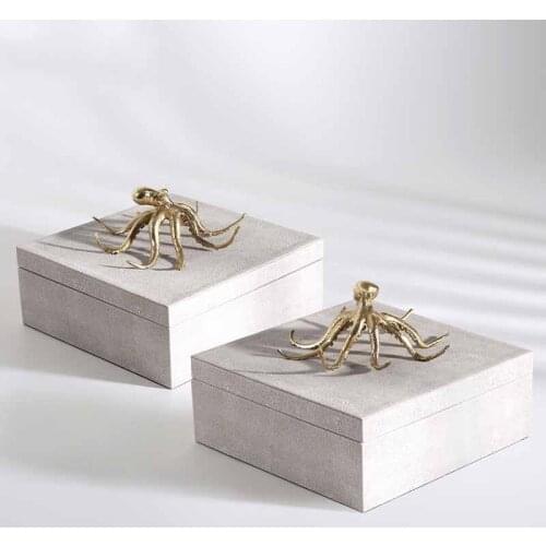 Modern Luxury Leather Jewelry Box With Golden Brass Octopus Figurines Desktop Storage Box Model Room Soft Decoration Furnishings