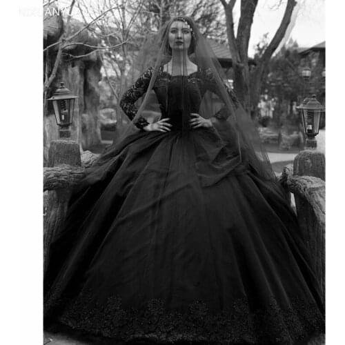 Black Gothic Wedding Dresses 2021 Long Sleeves Lace Beaded Tulle Princess Vintage Wedding Gown Colorful Robe De Mariee