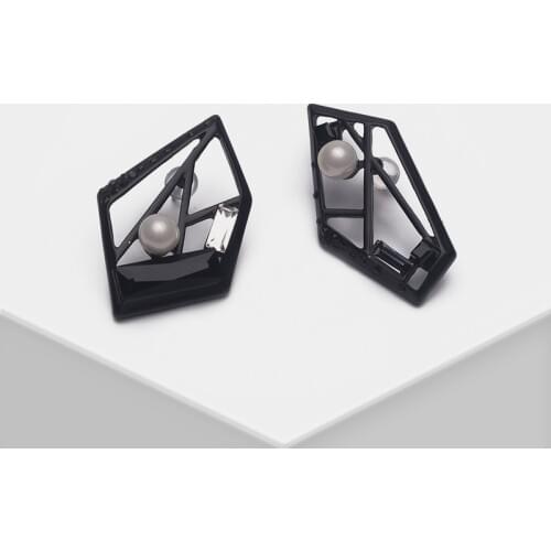 Amorita boutique Irregular geometric stud earrings