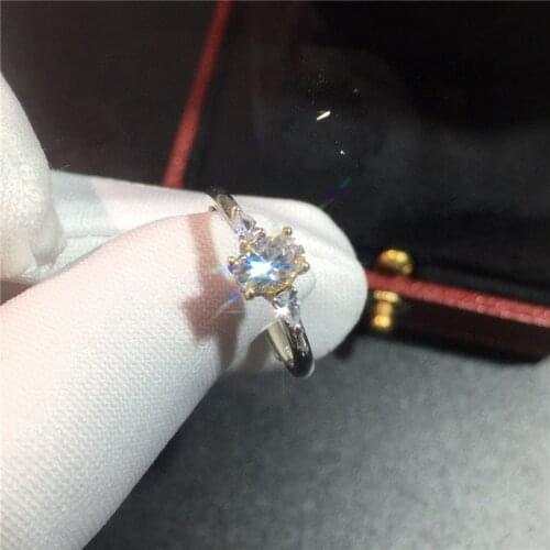 New Arrival Diamond Test Past Brilliant Cut 0.5 Carat D Color Oval Moissanite Ring Silver 925 Original VVS1 Gemstone Rings