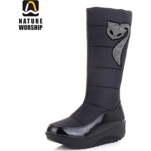 Hot sales women shoes warm Cotton Down waterproof boots Fashion Crystal snow boots fur Slip-On platform Knee-High winter boots