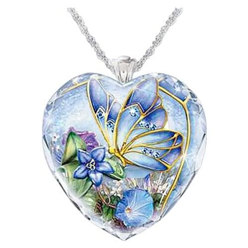 Creative Butterfly and Flower Pattern Necklace Heart Shaped Crystal Pendant Fashion Jewelry