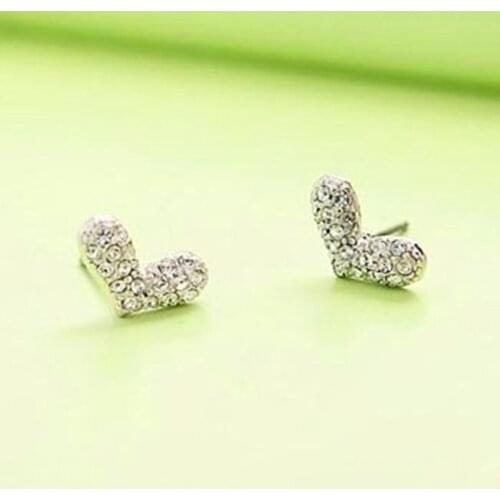 Hot Selling 2021 New Fashion Jewelry Wholesale Gift For Woman Style Clear Crystal Holding Heart Stud Earrings(silver Plated )
