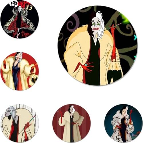 Cruella cartoon Badge Brooch Pin Accessories For Clothes Backpack Decoration gift