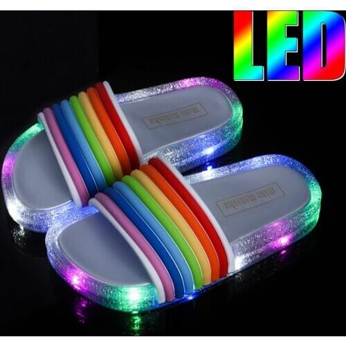 2020 New Summer Childrens LED Slippers for Boys Girls Slippers PVC Non-slip Rainbow Beach Sandals Kids Home Bathroom Flip Flops