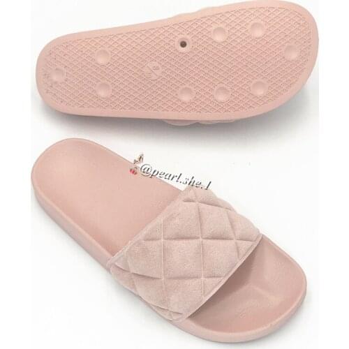 2021 New Ladies Fluffy Plush slippers Outside designer slippers famous brands Comfortable Faux Fox fur Winter slippers