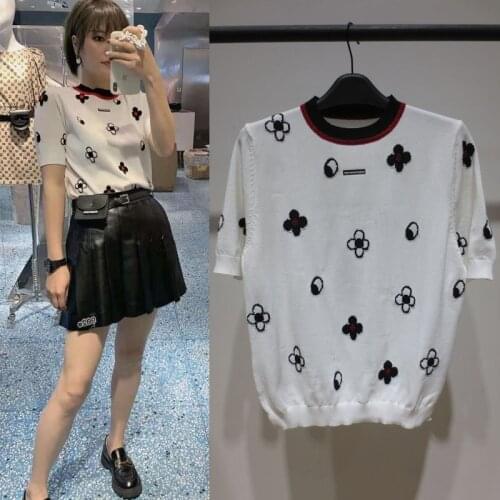 White New Vintage Floral Round Neck Knitted T-shirt Womens Top Tees 2021 Spring Summer Designer Luxury Female Clothing Tops