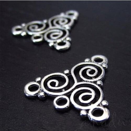 10Pcs Tibetan Silver Color Celtics Knot Triskele Triskelion Triple Connectors Charms Pendants for Necklace Earring Bracelet Make