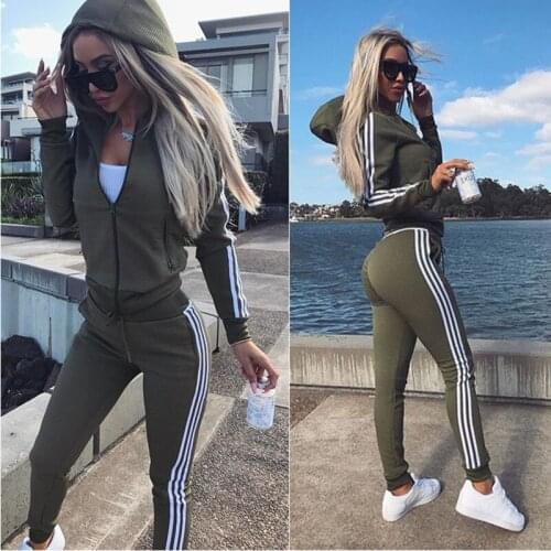 2021 fashion womens new slim sports and leisure suit