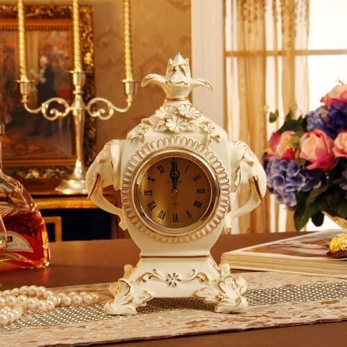 European ceramics clock bedroom minimalist retro table clock high-grade ceramic clock standing clock timepiece living room Decor