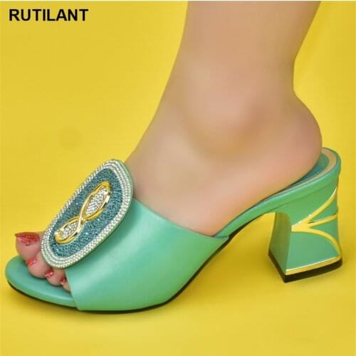 Wedding Shoes for Women Bride Ladies Dress Shoes 2021 Fashion Women Closed Toe Heels Italian Elegant Women Party Pumps