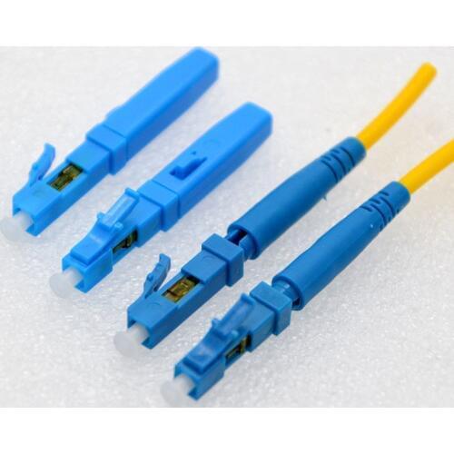 100pcs New LC / UPC Optical Fiber Fast Connector LC Leather Round Cable Fiber Optical Quick Connector Wholesale Free Shipping